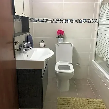 Angela Aparthotel