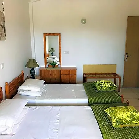 Angela Aparthotel 3*