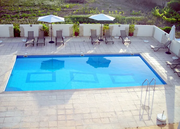 Aparthotel Angela Paphos