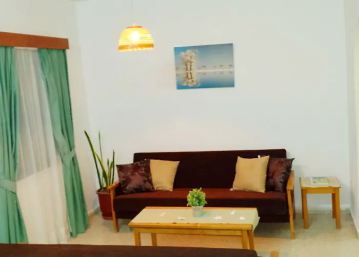 Aparthotel Angela 3*