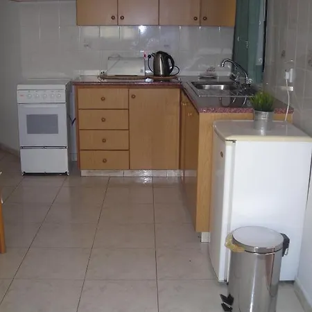 Angela 公寓式酒店 3*