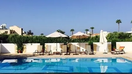 Angela 公寓式酒店 Paphos