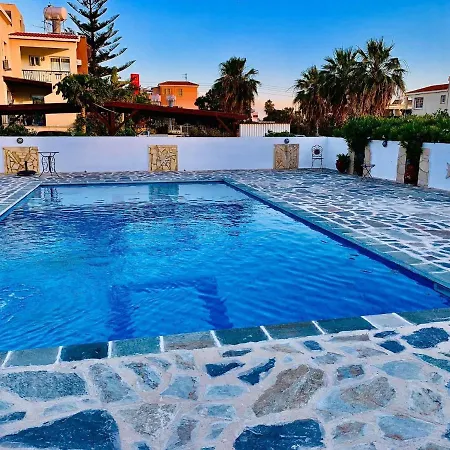 Angela 公寓式酒店 Paphos